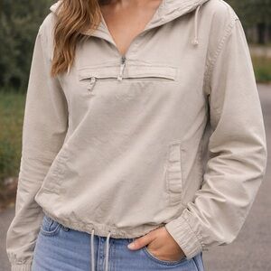 Womens Utility Pullover Jacket in Light Beige